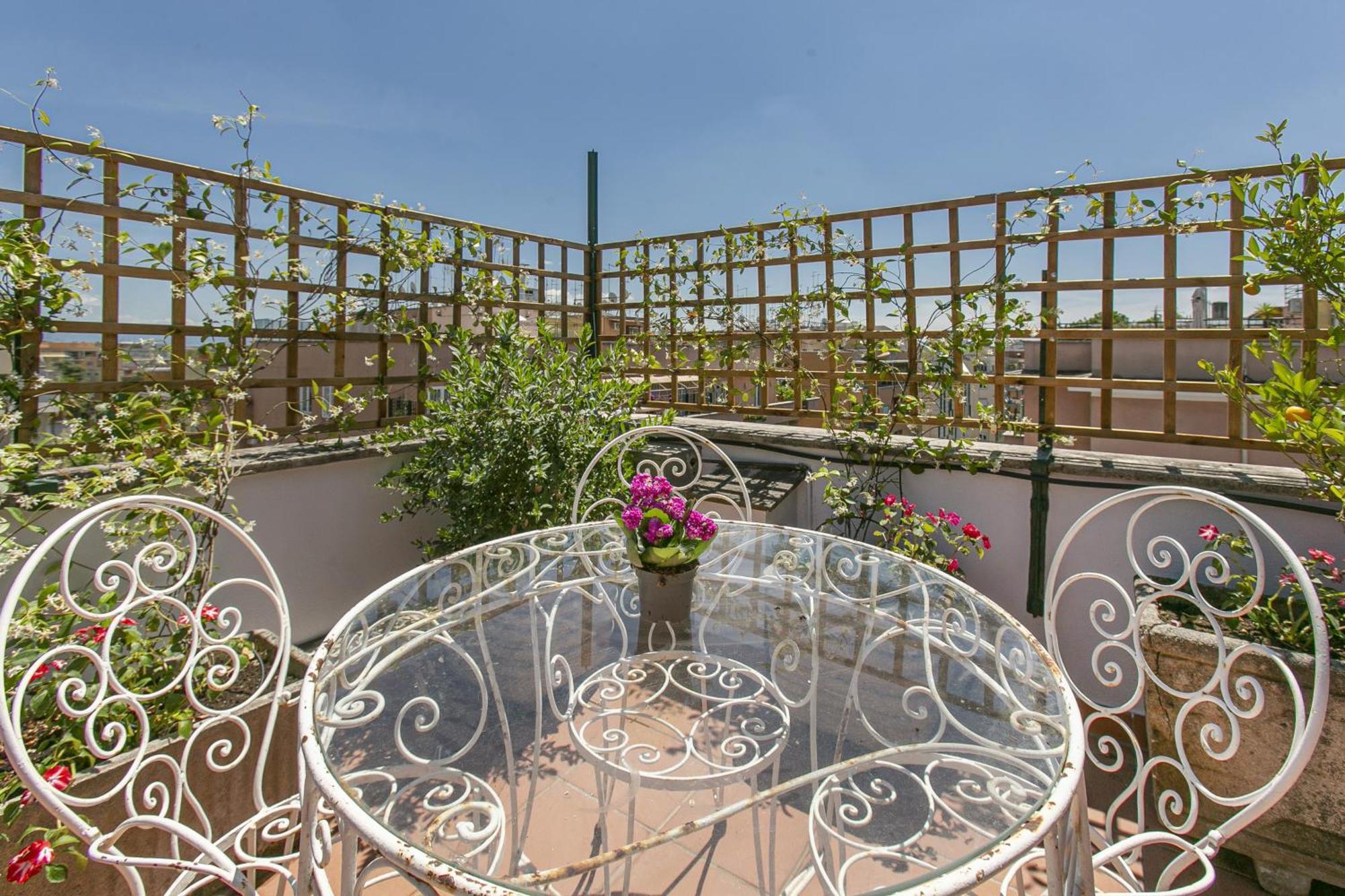 Appartement Attico Moderno Con Terrazza Vicino La Metro B Rome